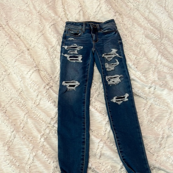 These are American Eagle jeans, and a great condition - Picture 1 of 2